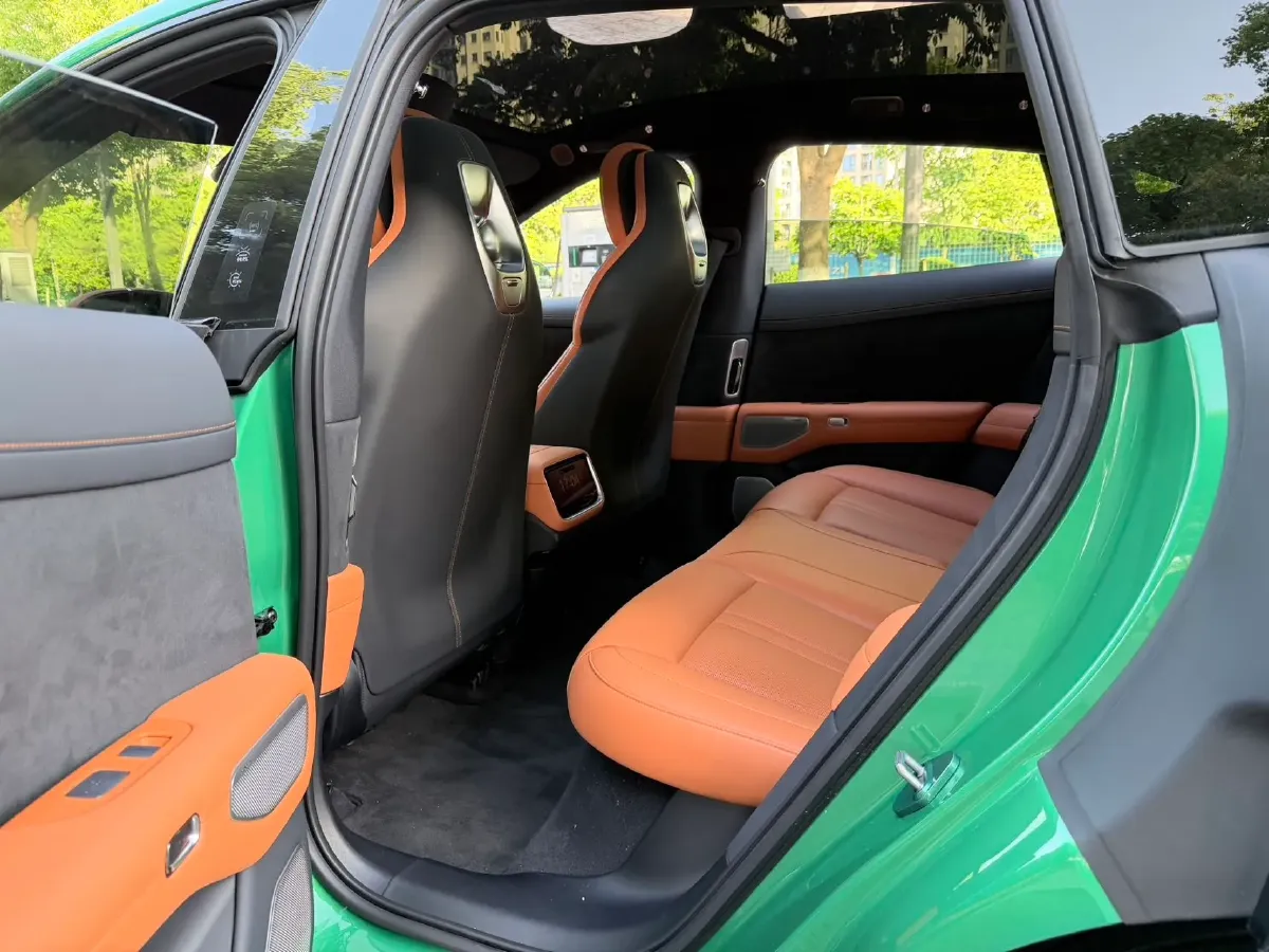 2025 MI YU7 BEV 96.3KWH,autocango,china used car exporter,china ev exporter,chinese used car exporter,chinese used ev exporter