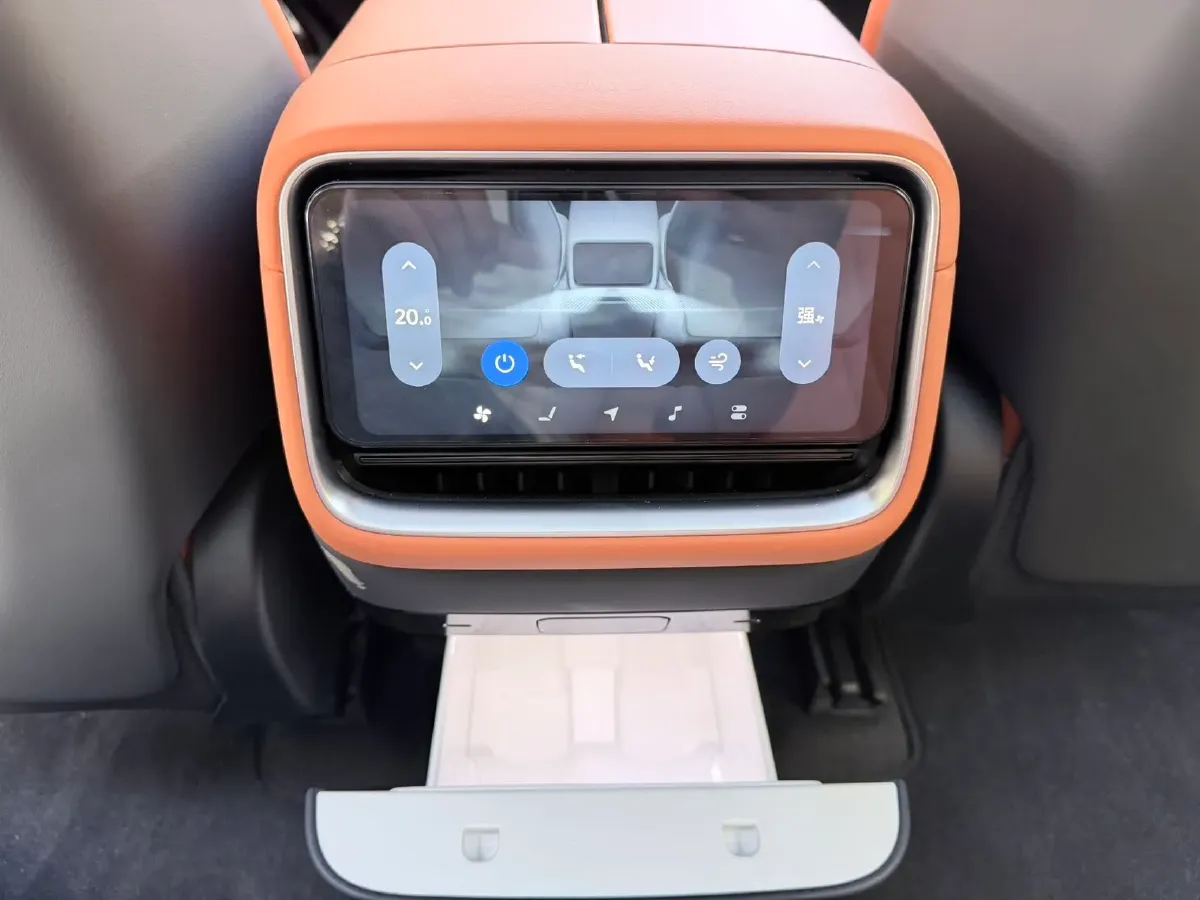 2025 MI YU7 BEV 96.3KWH,autocango,china used car exporter,china ev exporter,chinese used car exporter,chinese used ev exporter