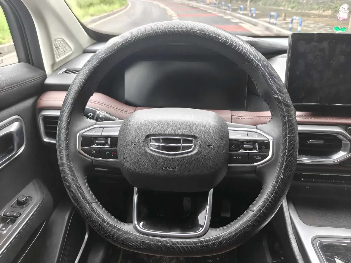 2022 Geely Okavango 1.8T 184HP L4 7DCT,autocango,china used car exporter,china ev exporter,chinese used car exporter,chinese used ev exporter