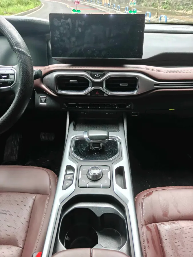 2022 Geely Okavango 1.8T 184HP L4 7DCT,autocango,china used car exporter,china ev exporter,chinese used car exporter,chinese used ev exporter