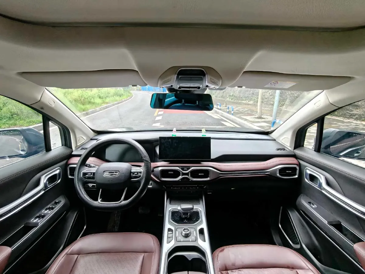 2022 Geely Okavango 1.8T 184HP L4 7DCT,autocango,china used car exporter,china ev exporter,chinese used car exporter,chinese used ev exporter