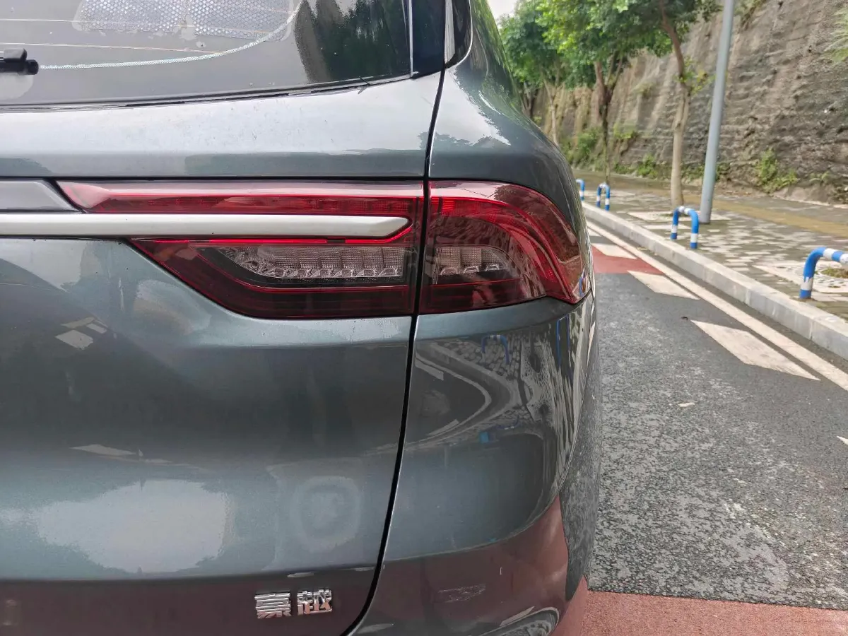 2022 Geely Okavango 1.8T 184HP L4 7DCT,autocango,china used car exporter,china ev exporter,chinese used car exporter,chinese used ev exporter