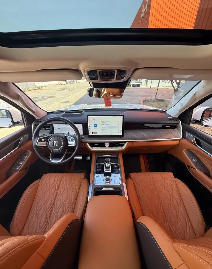 2023 Tank 500 2.0T 252HP L4 9AT PHEV 37.1KWH,autocango,china used car exporter,china ev exporter,chinese used car exporter,chinese used ev exporter