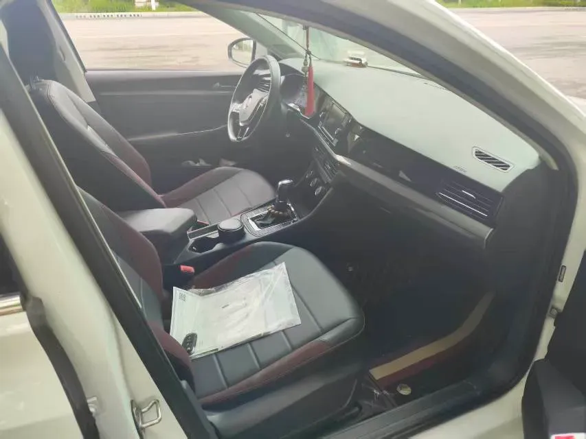 2019 MAXUS T60 2.0T 218HP L4 6AT,autocango,china used car exporter,china ev exporter,chinese used car exporter,chinese used ev exporter