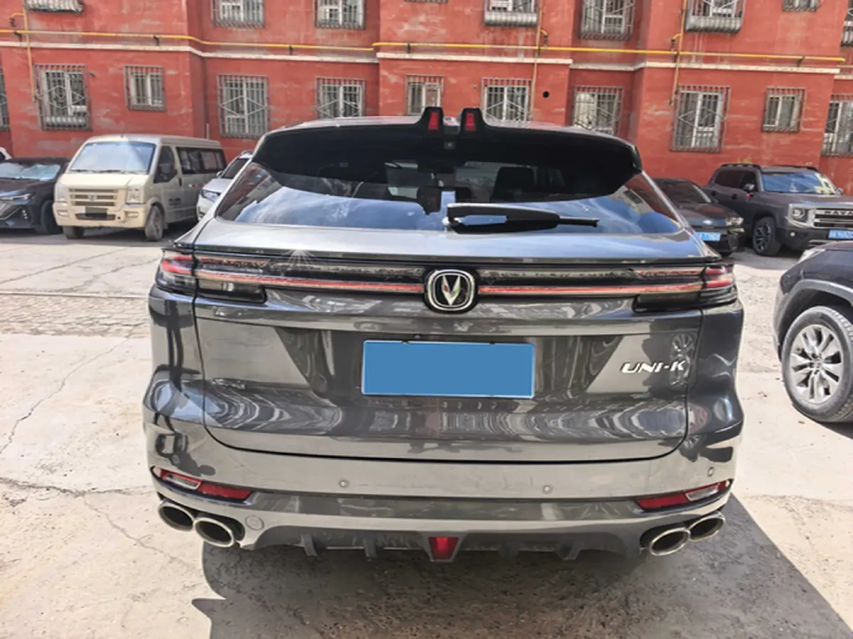 2021 ChangAn UNI-K 2.0T 233HP L4 8AT,autocango,china used car exporter,china ev exporter,chinese used car exporter,chinese used ev exporter