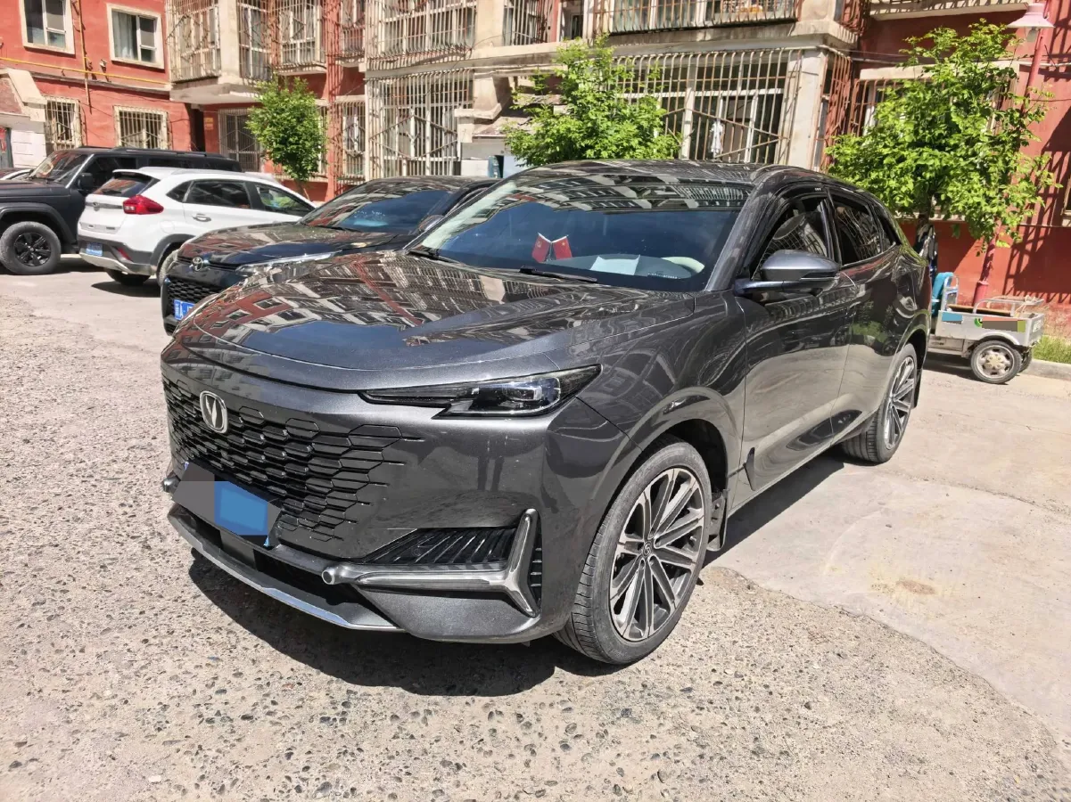 2021 ChangAn UNI-K 2.0T 233HP L4 8AT,autocango,china used car exporter,china ev exporter,chinese used car exporter,chinese used ev exporter