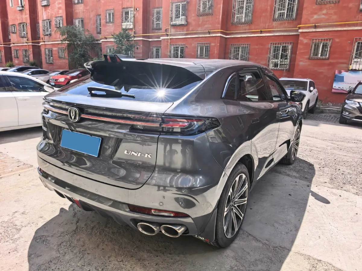 2021 ChangAn UNI-K 2.0T 233HP L4 8AT,autocango,china used car exporter,china ev exporter,chinese used car exporter,chinese used ev exporter