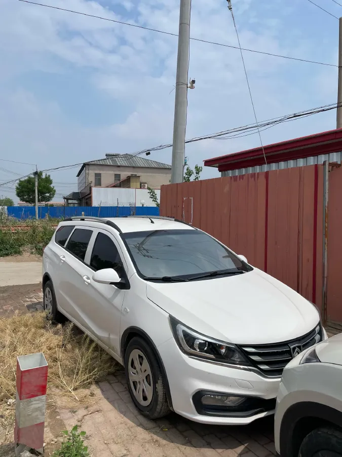 2017 BaoJun 310W 1.5L 112HP L4 6MT,autocango,china used car exporter,china ev exporter,chinese used car exporter,chinese used ev exporter