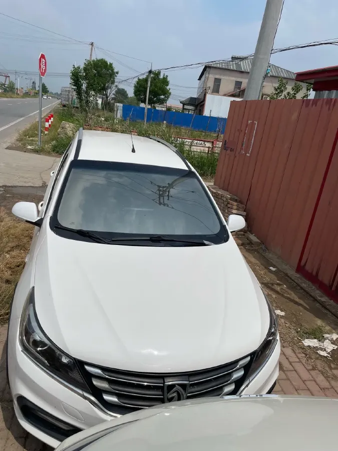 2017 BaoJun 310W 1.5L 112HP L4 6MT,autocango,china used car exporter,china ev exporter,chinese used car exporter,chinese used ev exporter