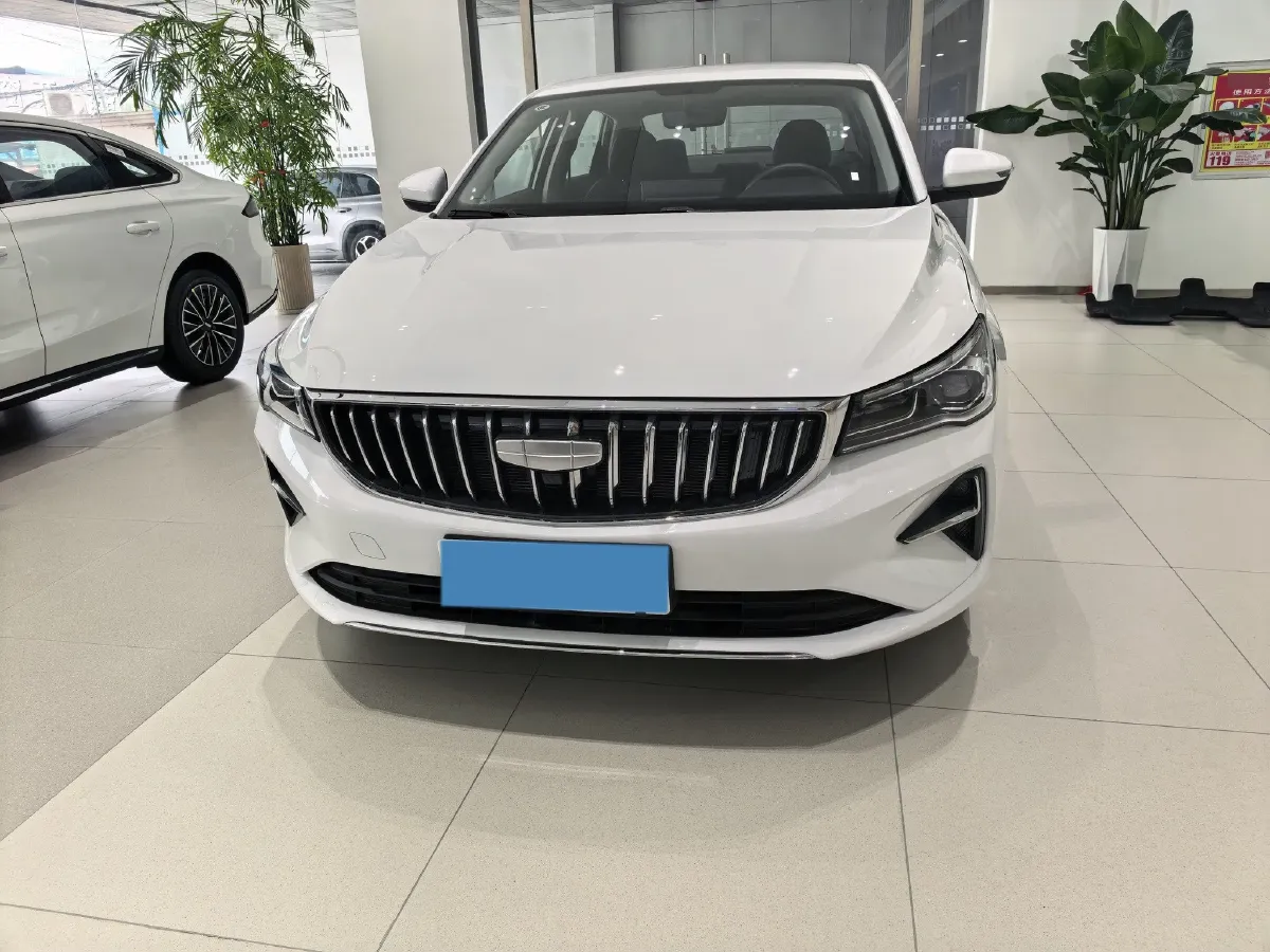 2025 Geely Emgrand 1.5L 127HP L4 CVT,autocango,china used car exporter,china ev exporter,chinese used car exporter,chinese used ev exporter