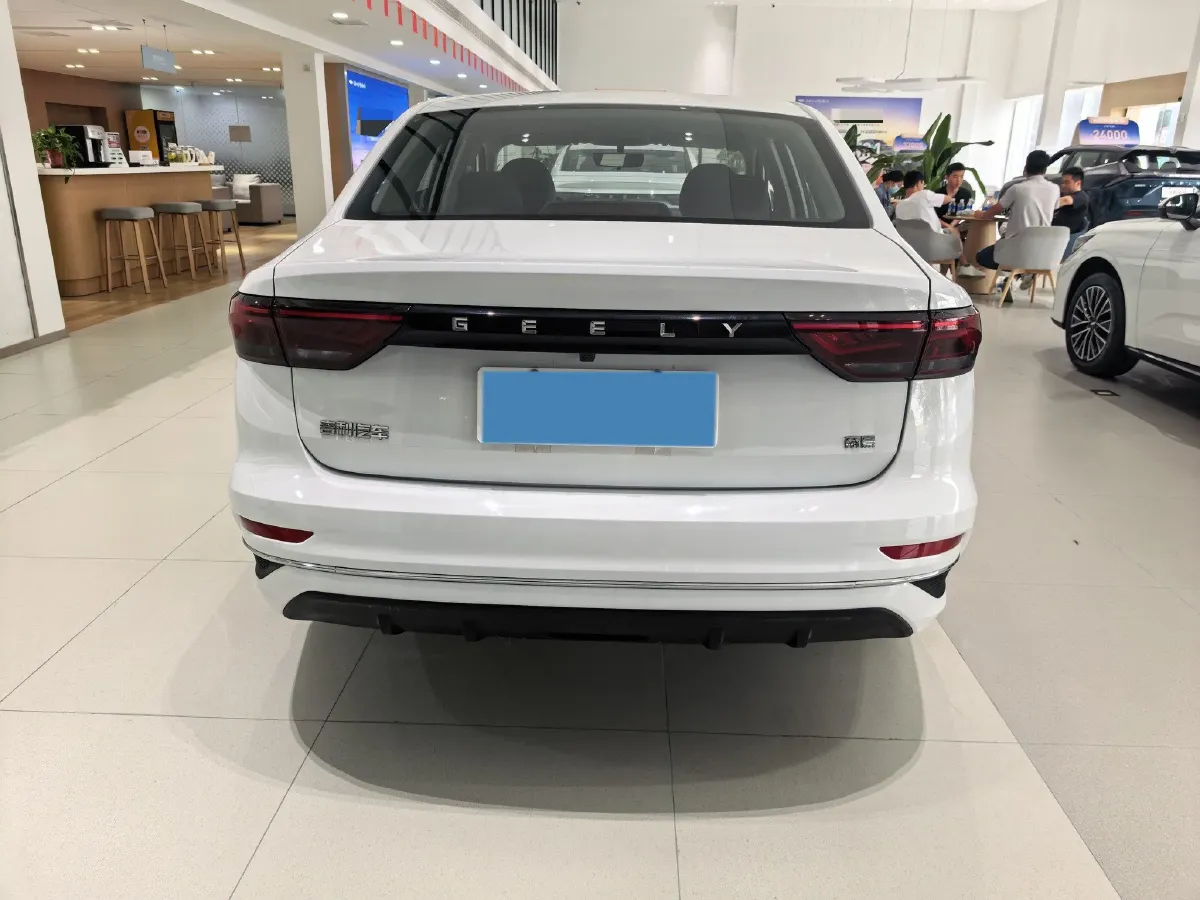 2025 Geely Emgrand 1.5L 127HP L4 CVT,autocango,china used car exporter,china ev exporter,chinese used car exporter,chinese used ev exporter