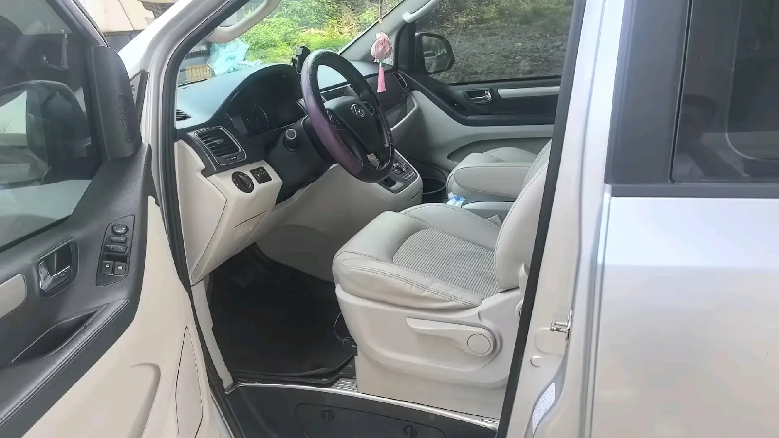 2018 MAXUS G10 2.0T 224HP L4 6AT,autocango,china used car exporter,china ev exporter,chinese used car exporter,chinese used ev exporter