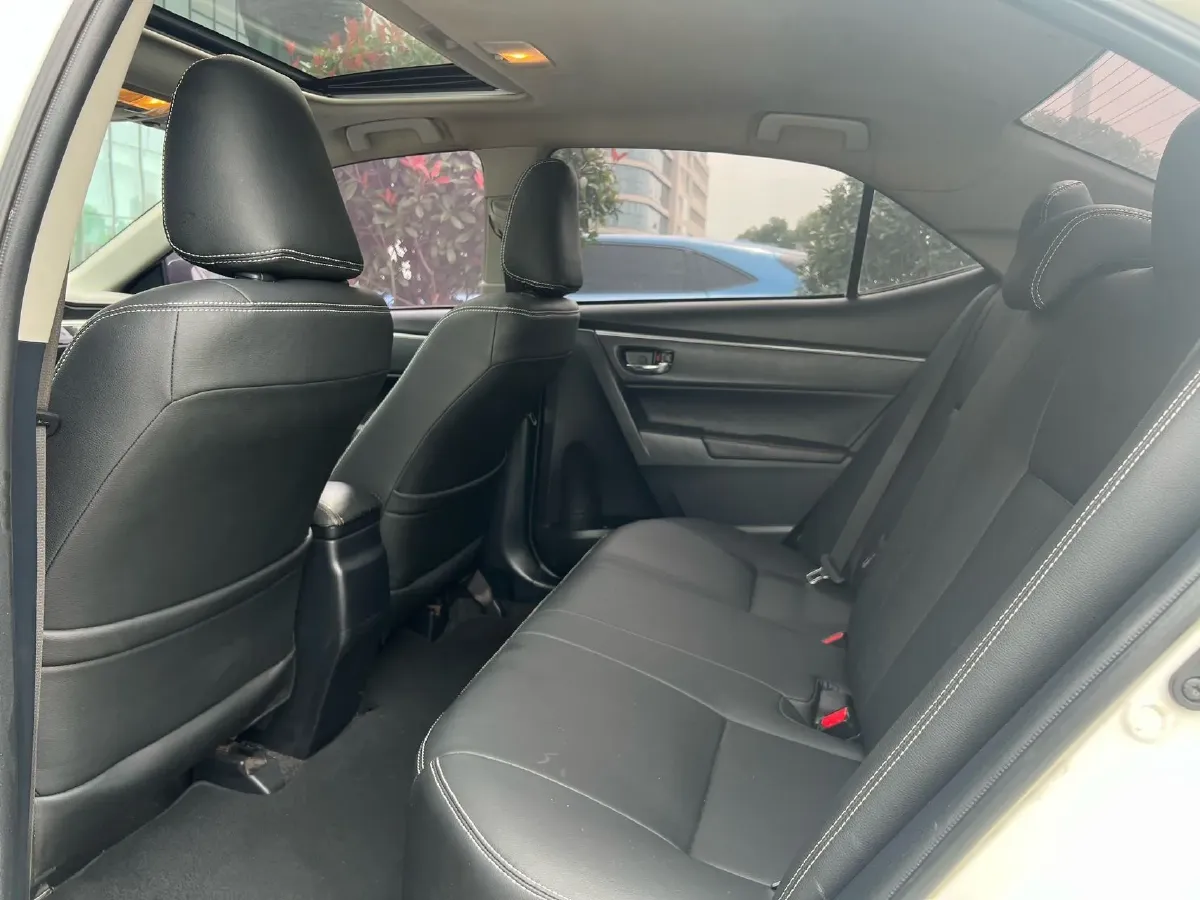 2023 ChangAn CS75 1.5T 188HP L4 7DCT,autocango,china used car exporter,china ev exporter,chinese used car exporter,chinese used ev exporter
