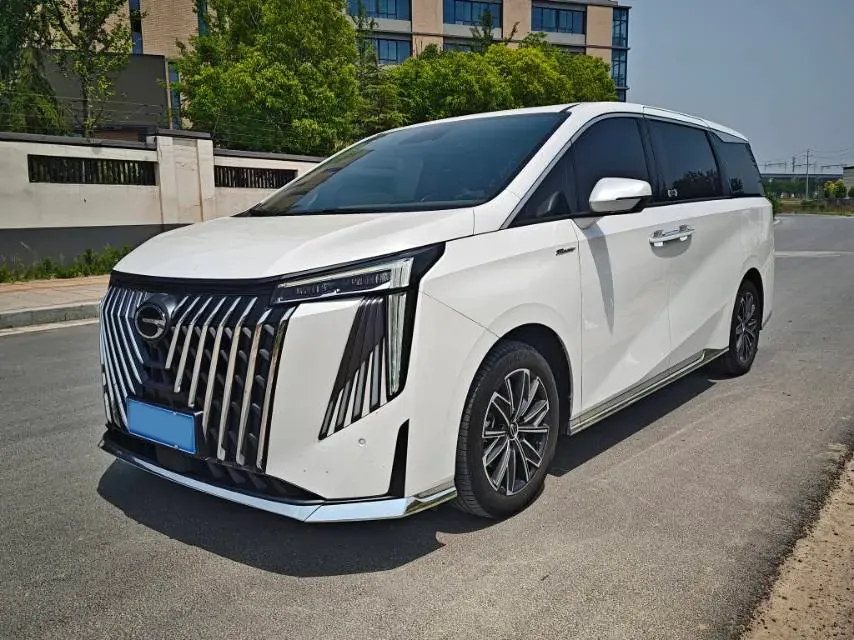 2024 GAC Trumpchi M8 2.0T 252HP L4 8AT,autocango,china used car exporter,china ev exporter,chinese used car exporter,chinese used ev exporter