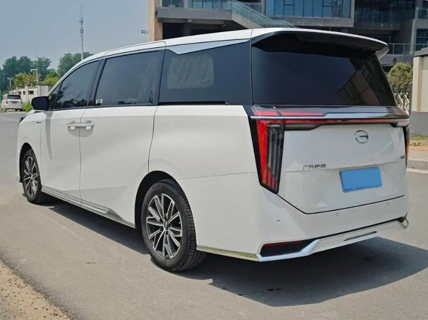 2024 GAC Trumpchi M8 2.0T 252HP L4 8AT,autocango,china used car exporter,china ev exporter,chinese used car exporter,chinese used ev exporter