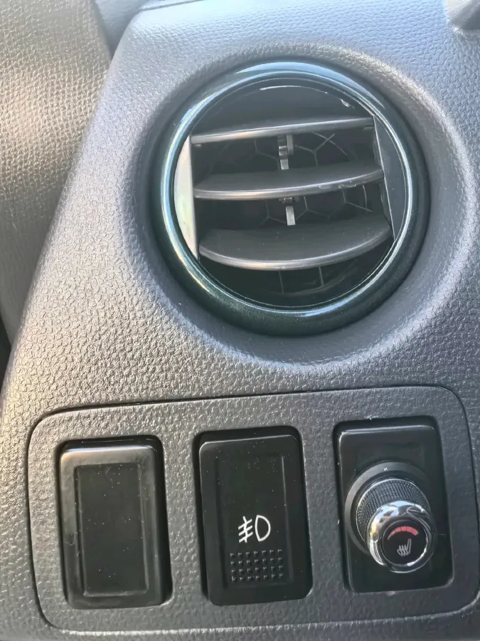 2016 Suzuki Swift 1.5L 103HP L4 4AT,autocango,china used car exporter,china ev exporter,chinese used car exporter,chinese used ev exporter