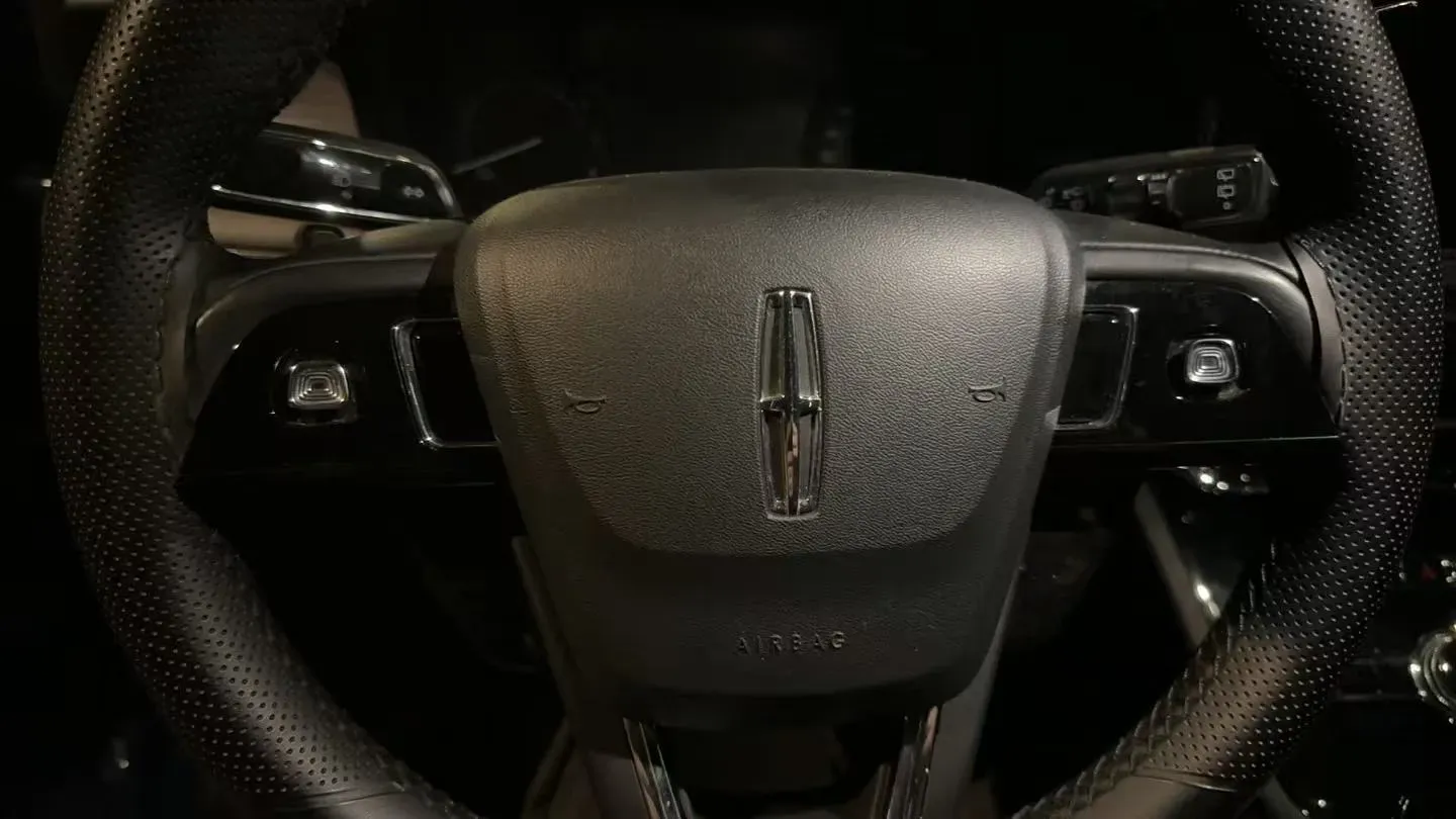 2020 Lincoln Corsair 2.0T 245HP L4 8AT,autocango,china used car exporter,china ev exporter,chinese used car exporter,chinese used ev exporter