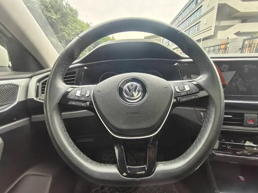 2020 Volkswagen Tayron 2.0T 186HP L4 7DCT,autocango,china used car exporter,china ev exporter,chinese used car exporter,chinese used ev exporter
