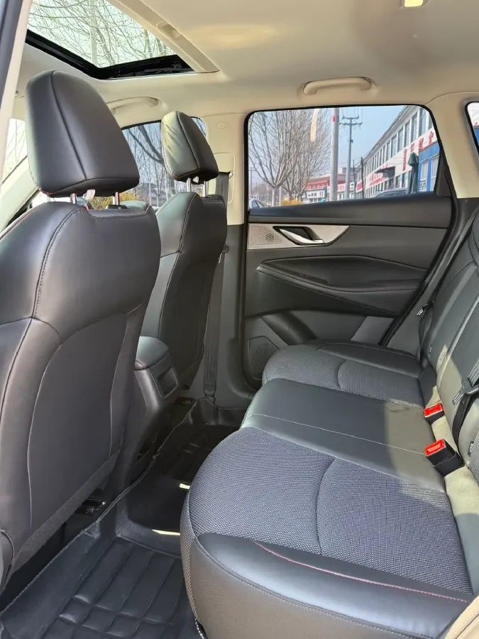 2023 ChangAn CS35 Plus 1.4T 160HP L4 7DCT,autocango,china used car exporter,china ev exporter,chinese used car exporter,chinese used ev exporter