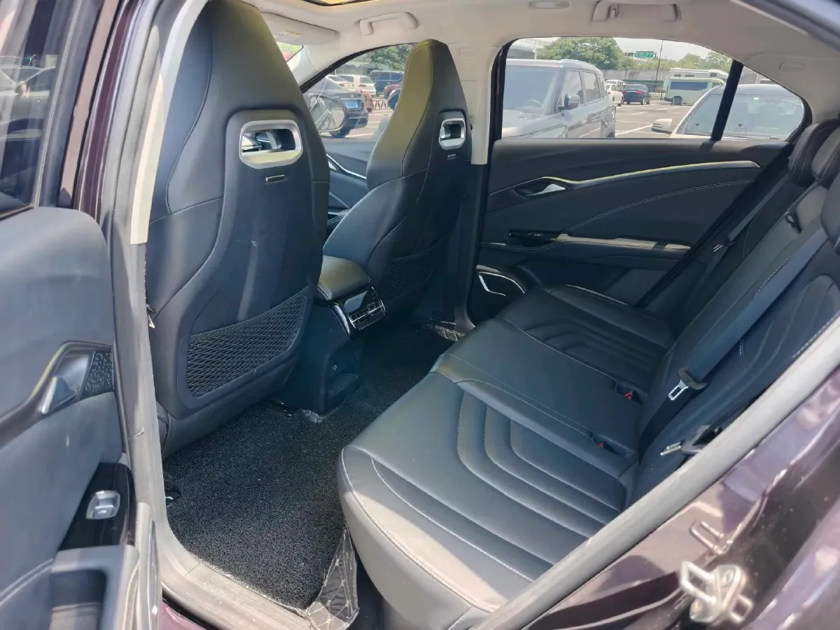 2021 DongFeng Aeolus E70 BEV 52.99KWH,autocango,china used car exporter,china ev exporter,chinese used car exporter,chinese used ev exporter