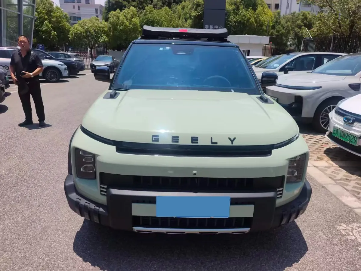 2025 Geely Cowboy 1.5T 181HP L4 7DCT,autocango,china used car exporter,china ev exporter,chinese used car exporter,chinese used ev exporter