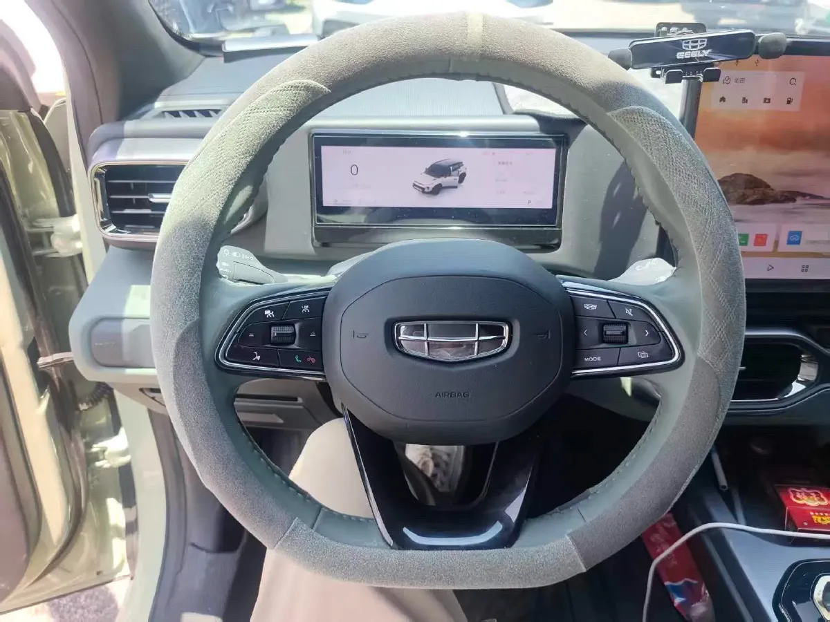 2025 Geely Cowboy 1.5T 181HP L4 7DCT,autocango,china used car exporter,china ev exporter,chinese used car exporter,chinese used ev exporter
