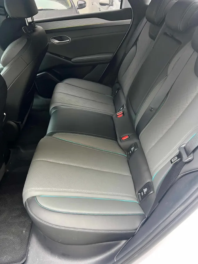 2025 BYD QinL BEV,autocango,china used car exporter,china ev exporter,chinese used car exporter,chinese used ev exporter