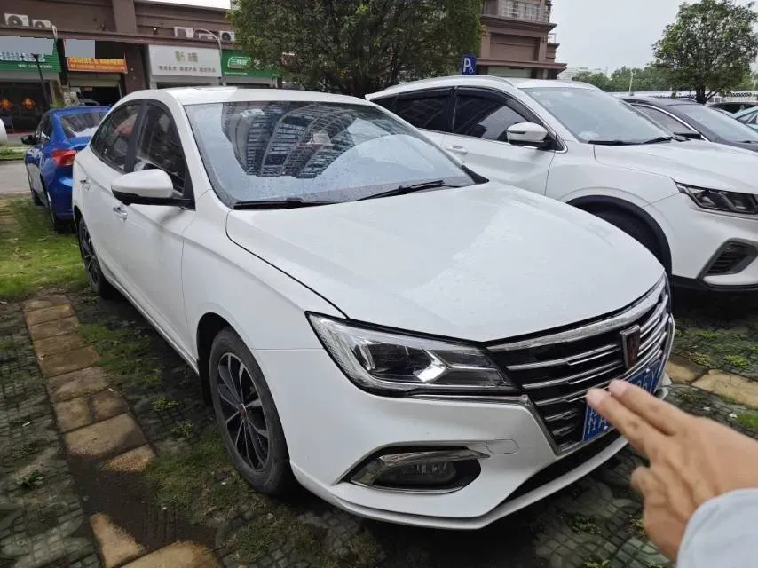 2020 Roewe i5 1.5L 120HP L4 CVT,autocango,china used car exporter,china ev exporter,chinese used car exporter,chinese used ev exporter