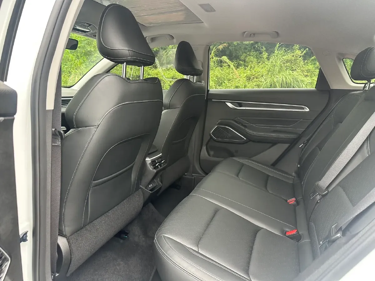2023 Geely Emgrand 1.5L 127HP L4 CVT,autocango,china used car exporter,china ev exporter,chinese used car exporter,chinese used ev exporter