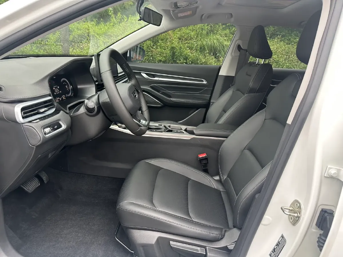 2023 Geely Emgrand 1.5L 127HP L4 CVT,autocango,china used car exporter,china ev exporter,chinese used car exporter,chinese used ev exporter