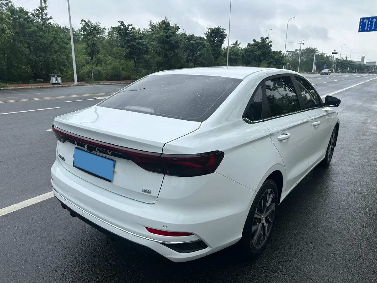 2023 Geely Emgrand 1.5L 127HP L4 CVT,autocango,china used car exporter,china ev exporter,chinese used car exporter,chinese used ev exporter