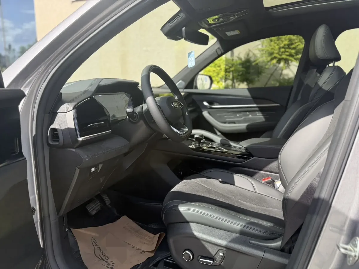 2024 Geely Monjaro 2.0T 238HP L4 8AT,autocango,china used car exporter,china ev exporter,chinese used car exporter,chinese used ev exporter