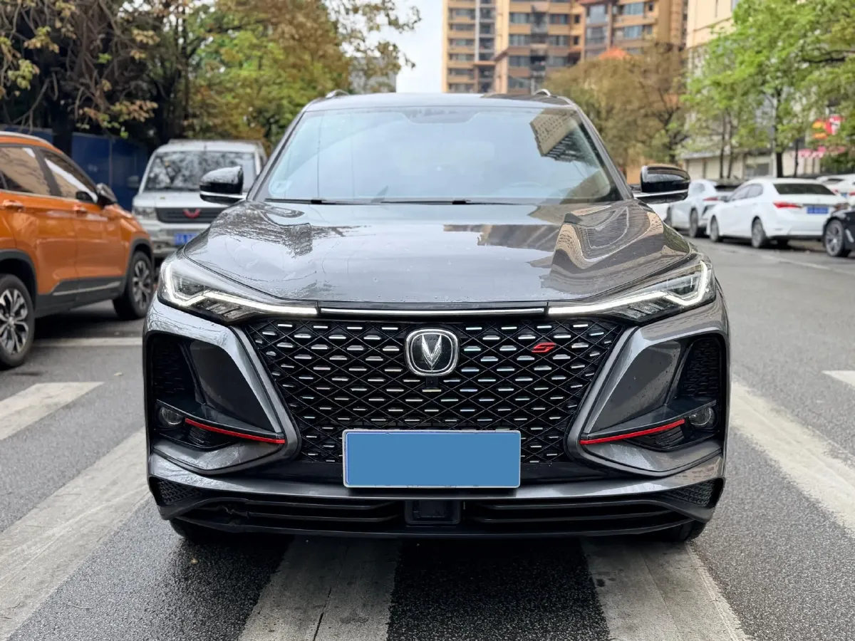 2020 ChangAn CS75 Plus 2.0T 233HP L4 8AT,autocango,china used car exporter,china ev exporter,chinese used car exporter,chinese used ev exporter