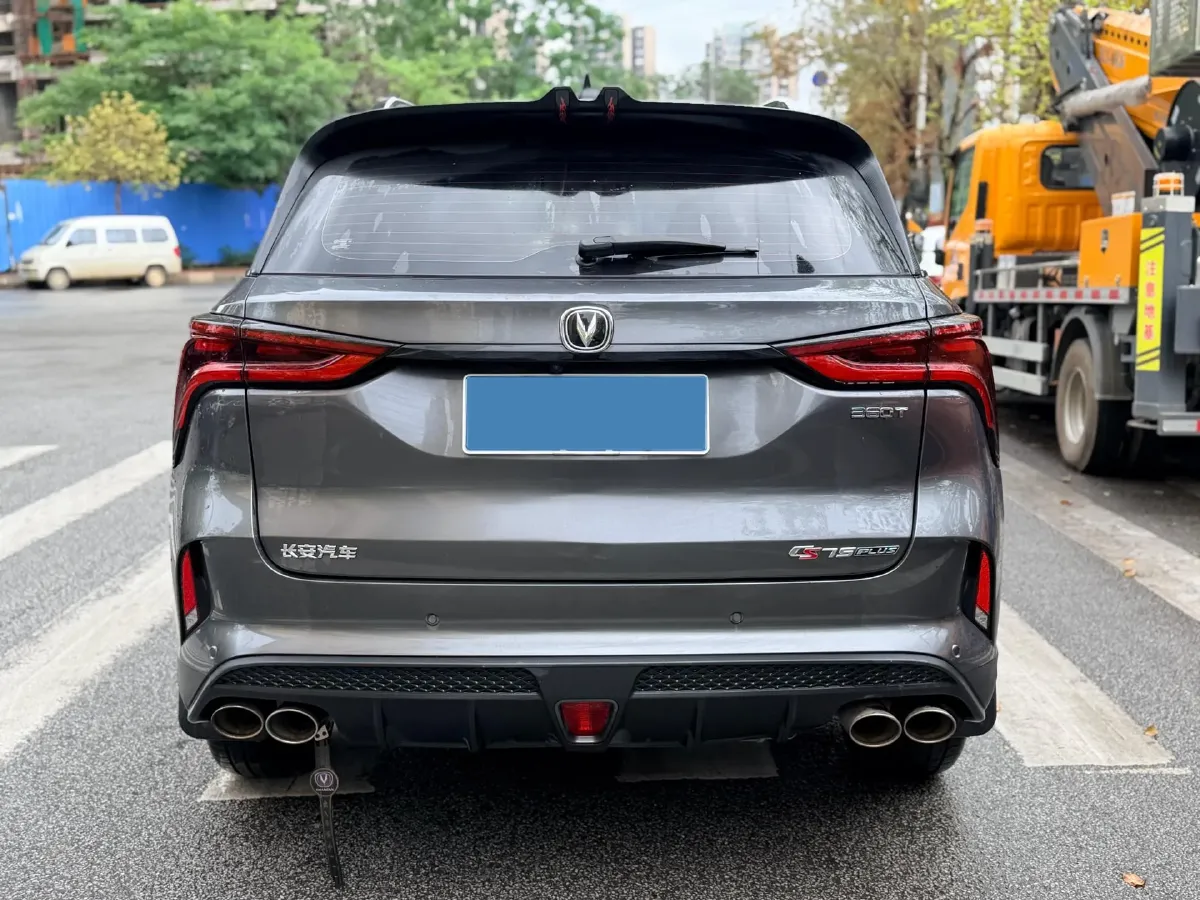 2020 ChangAn CS75 Plus 2.0T 233HP L4 8AT,autocango,china used car exporter,china ev exporter,chinese used car exporter,chinese used ev exporter