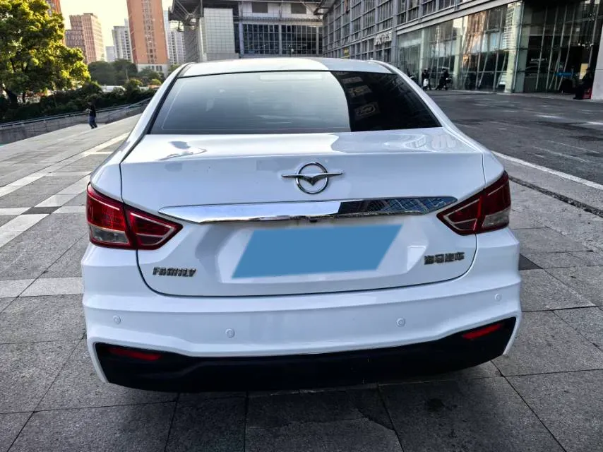 2017 HaiMa Family 1.6L 125HP L4 6AT,autocango,china used car exporter,china ev exporter,chinese used car exporter,chinese used ev exporter