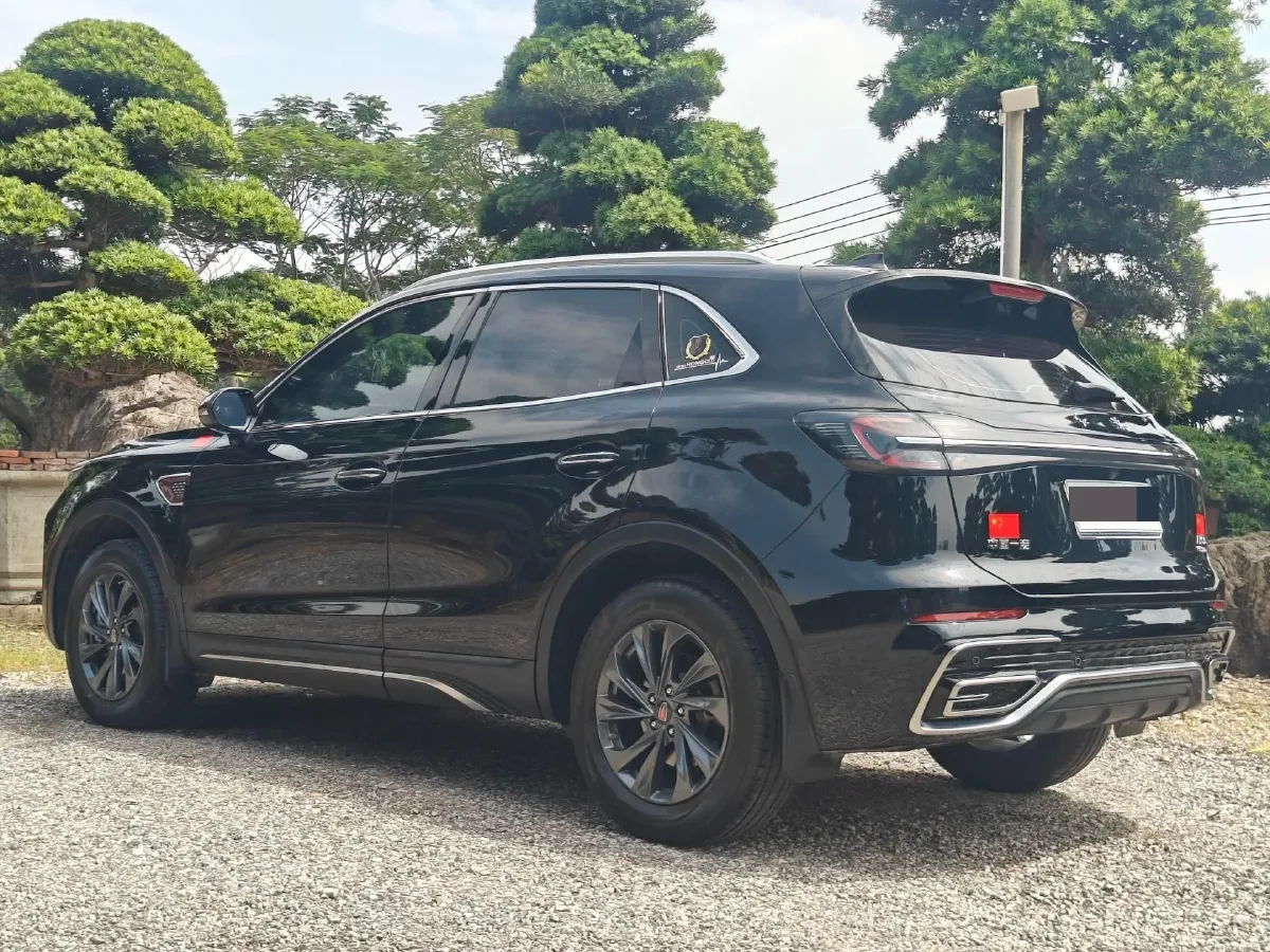 2025 HongQi HS5 2.0T 252HP L4 8AT,autocango,china used car exporter,china ev exporter,chinese used car exporter,chinese used ev exporter