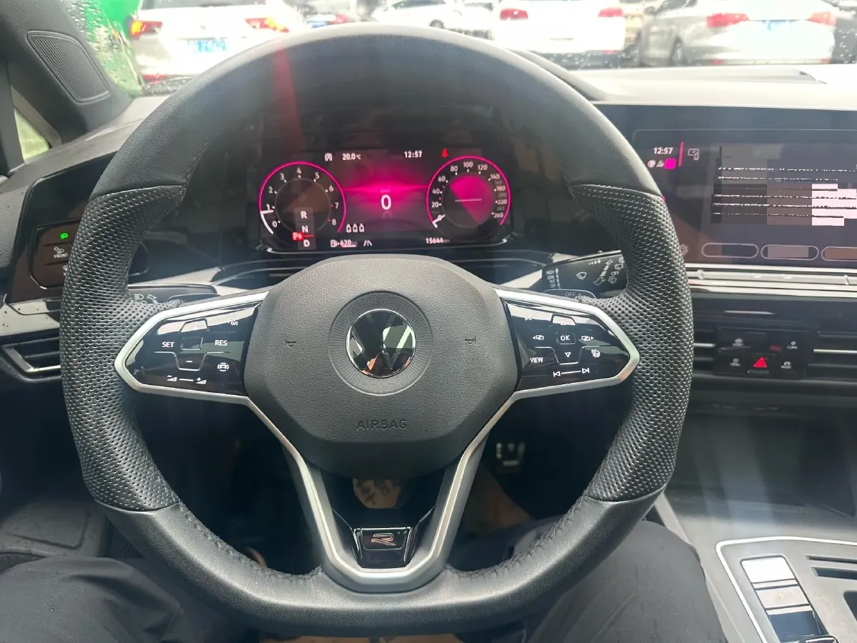 2023 Volkswagen Golf 1.4T 150HP L4 7DCT,autocango,china used car exporter,china ev exporter,chinese used car exporter,chinese used ev exporter