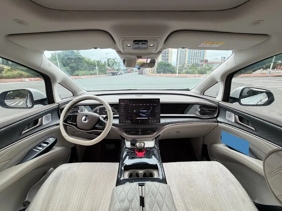 2022 HongQi HS7 3.0T 337HP V6 8AT,autocango,china used car exporter,china ev exporter,chinese used car exporter,chinese used ev exporter