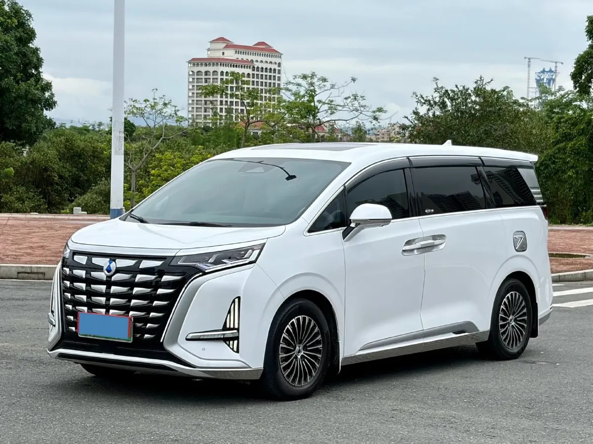 2022 HongQi HS7 3.0T 337HP V6 8AT,autocango,china used car exporter,china ev exporter,chinese used car exporter,chinese used ev exporter