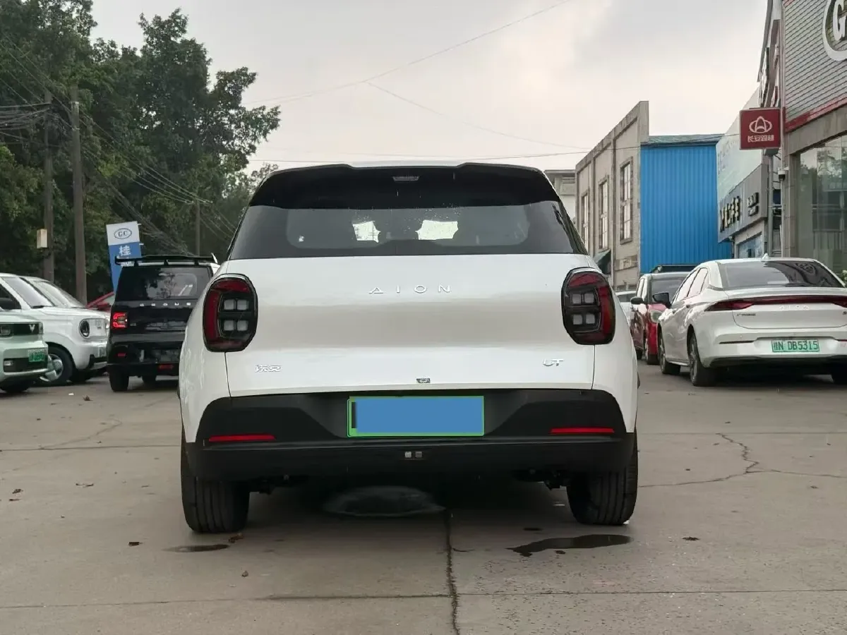 2025 Aion AION UT BEV 34.868KWH,autocango,china used car exporter,china ev exporter,chinese used car exporter,chinese used ev exporter