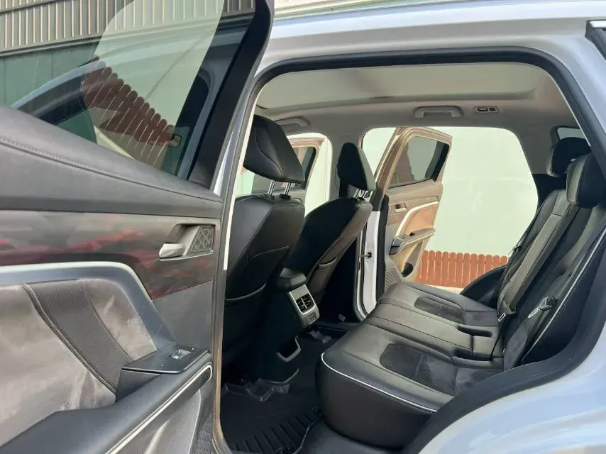 2023 Haval H6 1.5T 150HP L4 7DCT,autocango,china used car exporter,china ev exporter,chinese used car exporter,chinese used ev exporter