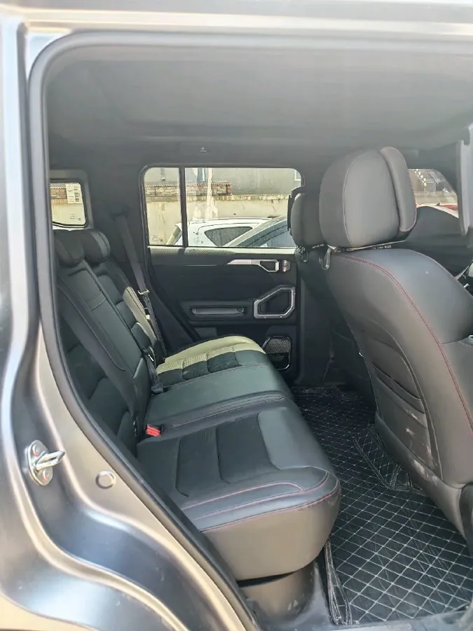 2024 Jetour ShanHai TravellerC-DM 1.5T 156HP L4 3DHT PHEV 43.24KWH,autocango,china used car exporter,china ev exporter,chinese used car exporter,chinese used ev exporter