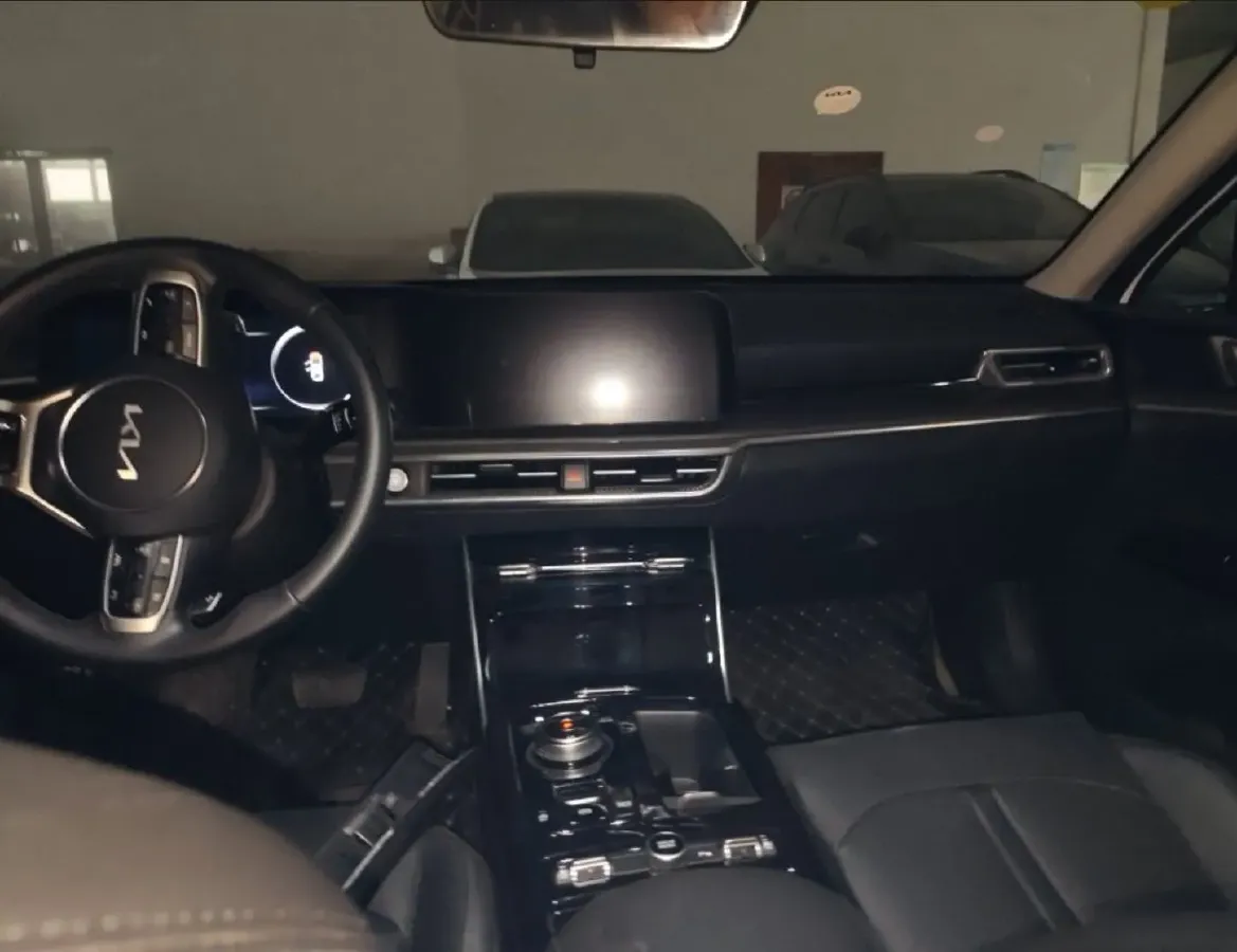 2021 Kia K5 2.0T 240HP L4 8AT,autocango,china used car exporter,china ev exporter,chinese used car exporter,chinese used ev exporter
