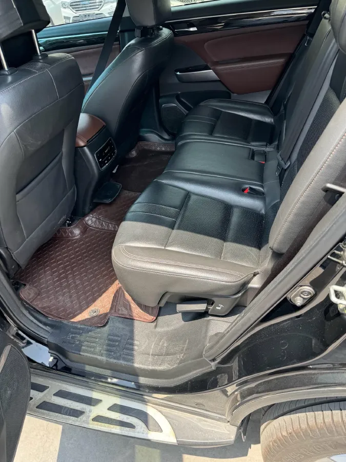 2017 GAC Trumpchi GS8 2.0T 201HP L4 6AT,autocango,china used car exporter,china ev exporter,chinese used car exporter,chinese used ev exporter