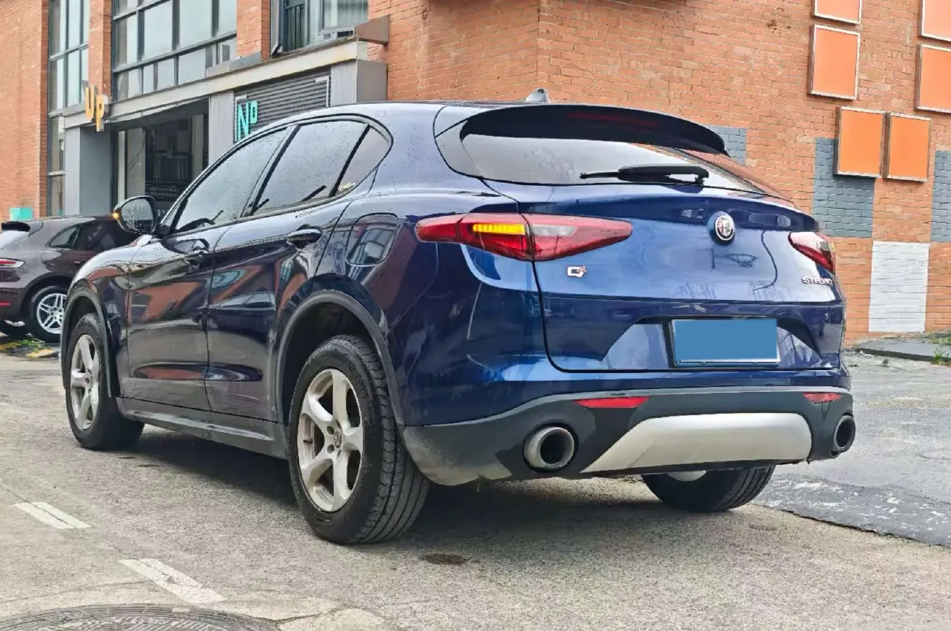 2017 Toyota Highlander 2.0T 220HP L4 6AT,autocango,china used car exporter,china ev exporter,chinese used car exporter,chinese used ev exporter