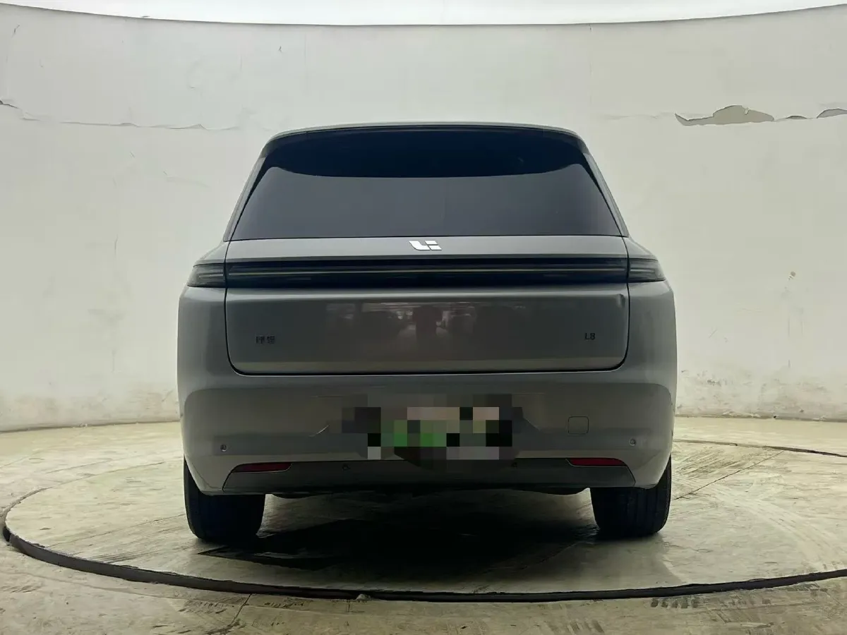 2023 Li L8 Range Extended 154HP REEV 40.9KWH,autocango,china used car exporter,china ev exporter,chinese used car exporter,chinese used ev exporter