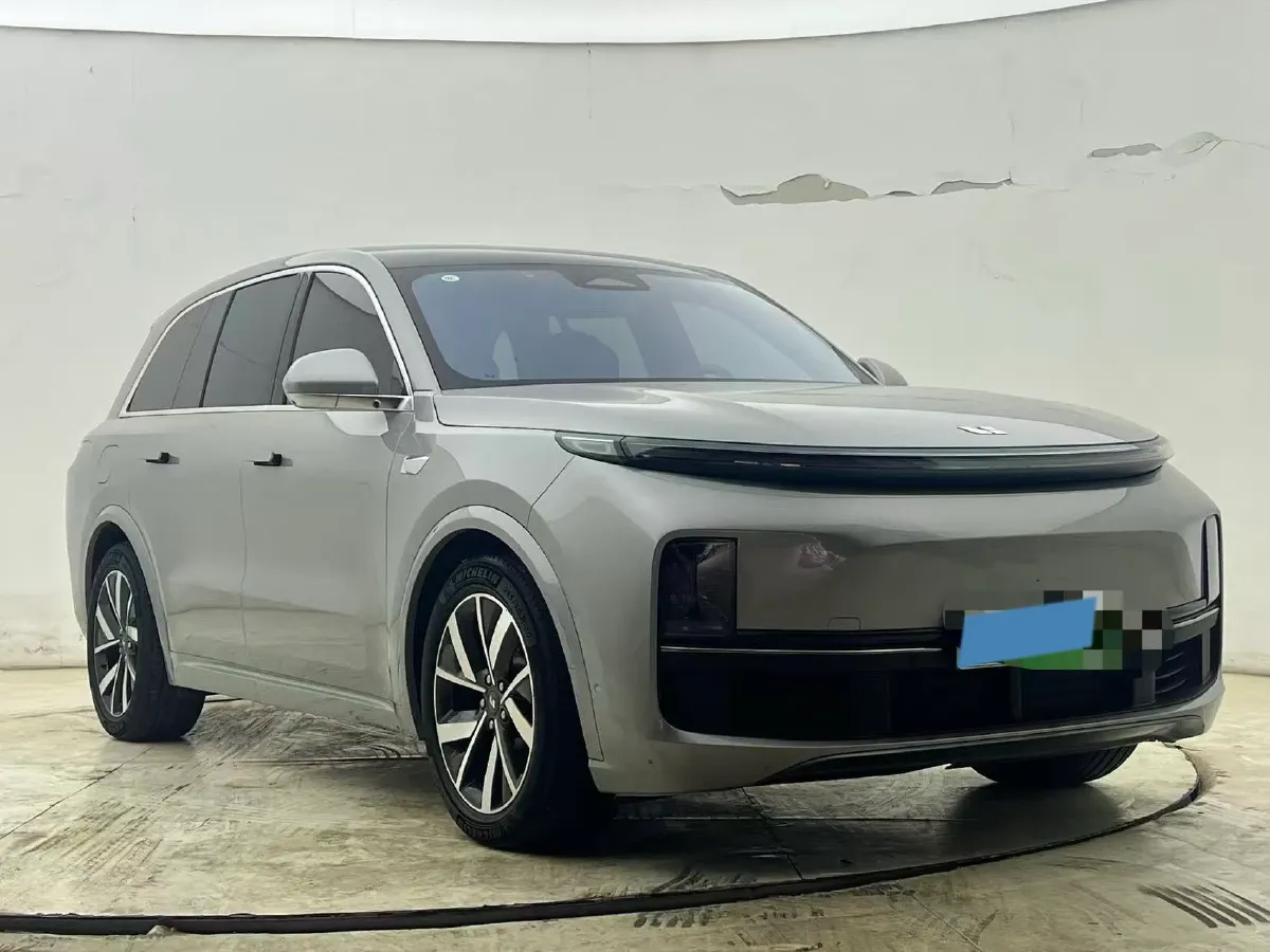 2023 Li L8 Range Extended 154HP REEV 40.9KWH,autocango,china used car exporter,china ev exporter,chinese used car exporter,chinese used ev exporter