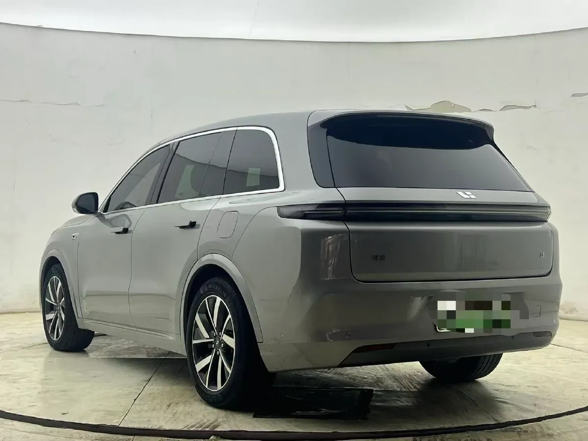 2023 Li L8 Range Extended 154HP REEV 40.9KWH,autocango,china used car exporter,china ev exporter,chinese used car exporter,chinese used ev exporter