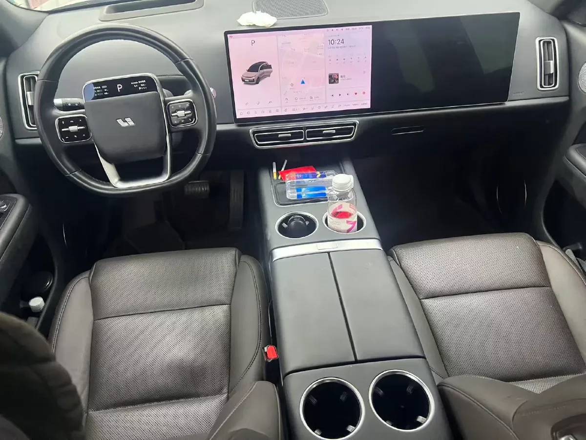 2023 Li L8 Range Extended 154HP REEV 40.9KWH,autocango,china used car exporter,china ev exporter,chinese used car exporter,chinese used ev exporter