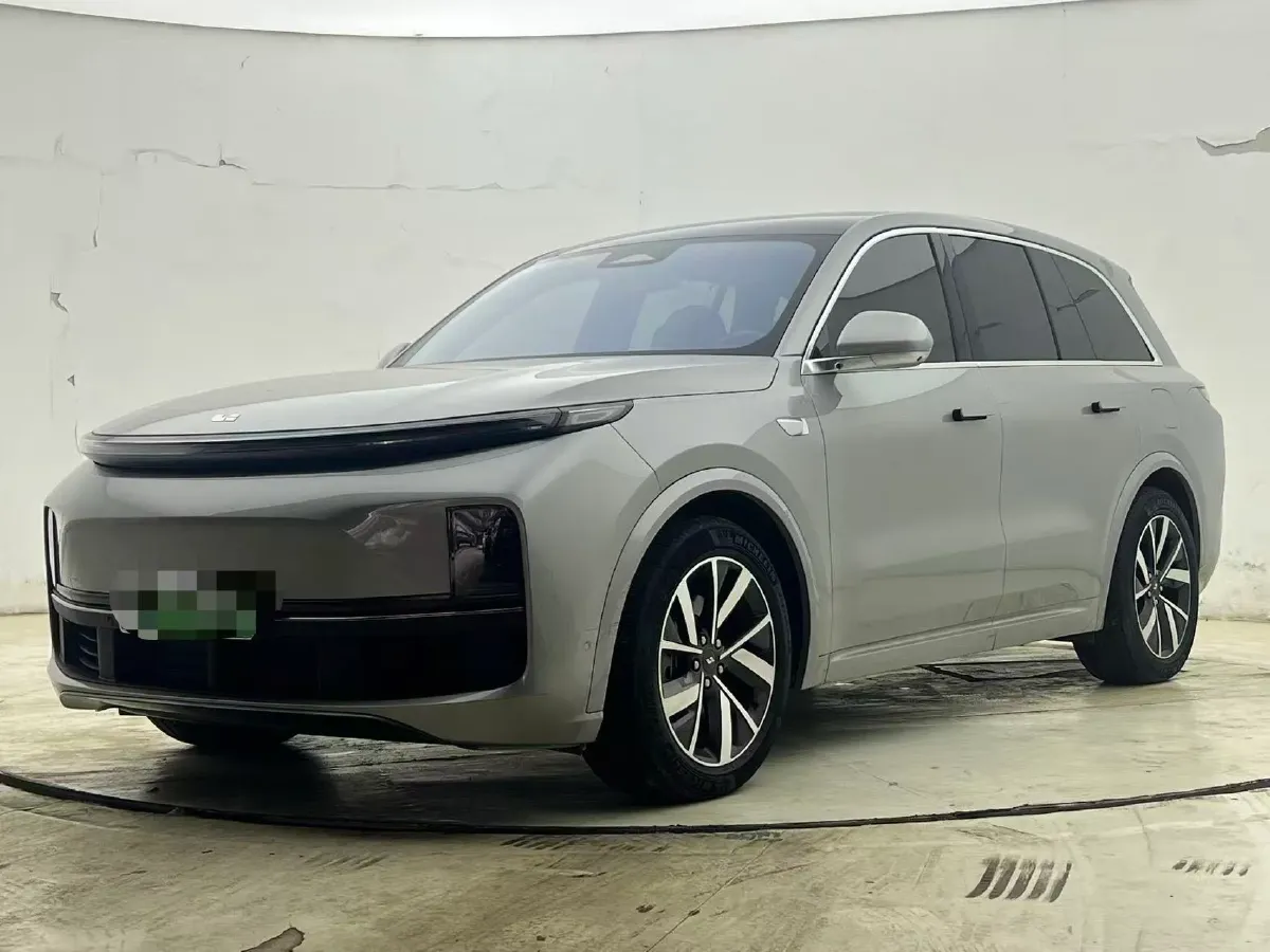 2023 Li L8 Range Extended 154HP REEV 40.9KWH,autocango,china used car exporter,china ev exporter,chinese used car exporter,chinese used ev exporter